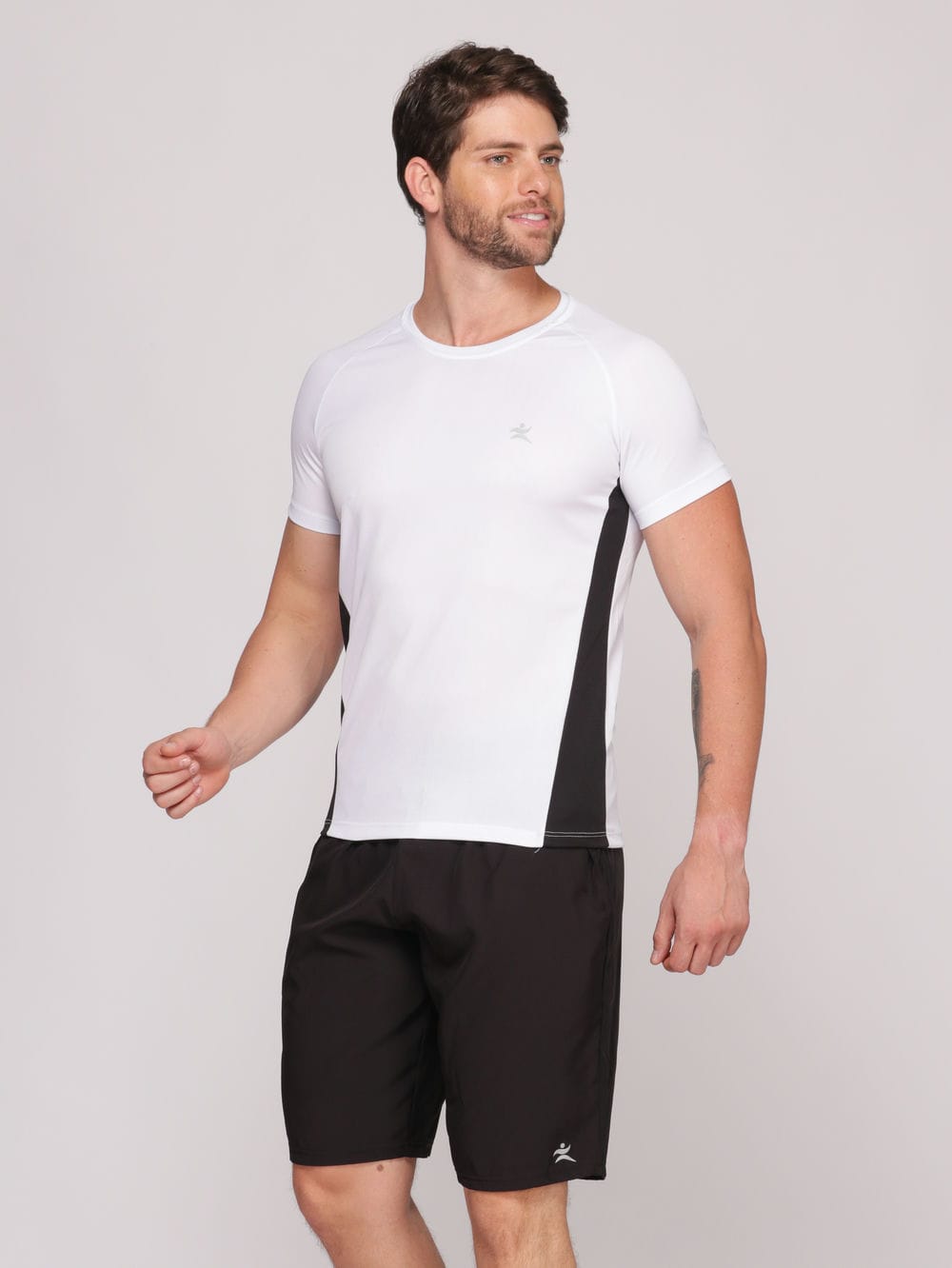 Camiseta Masculina com Recorte DryFit: Absorve 70% do Suor e Não Esquenta - Branca